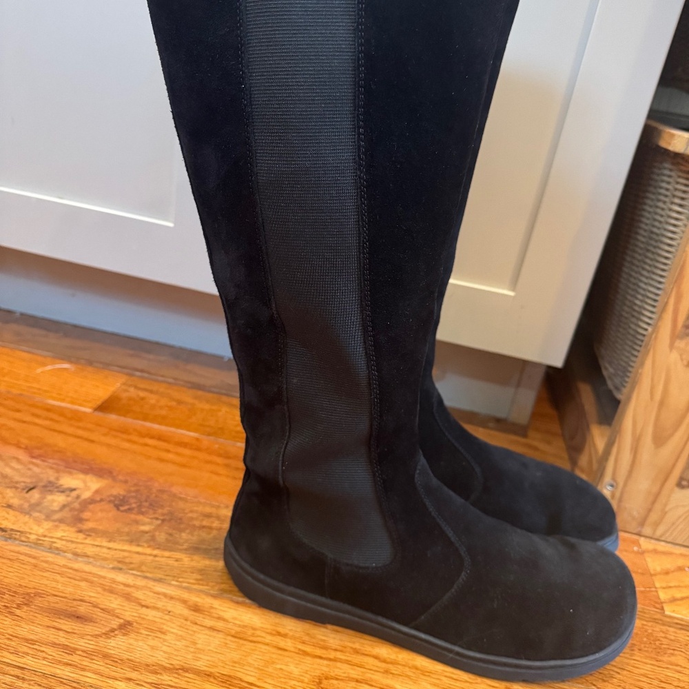 Groundies black suede knee high boots